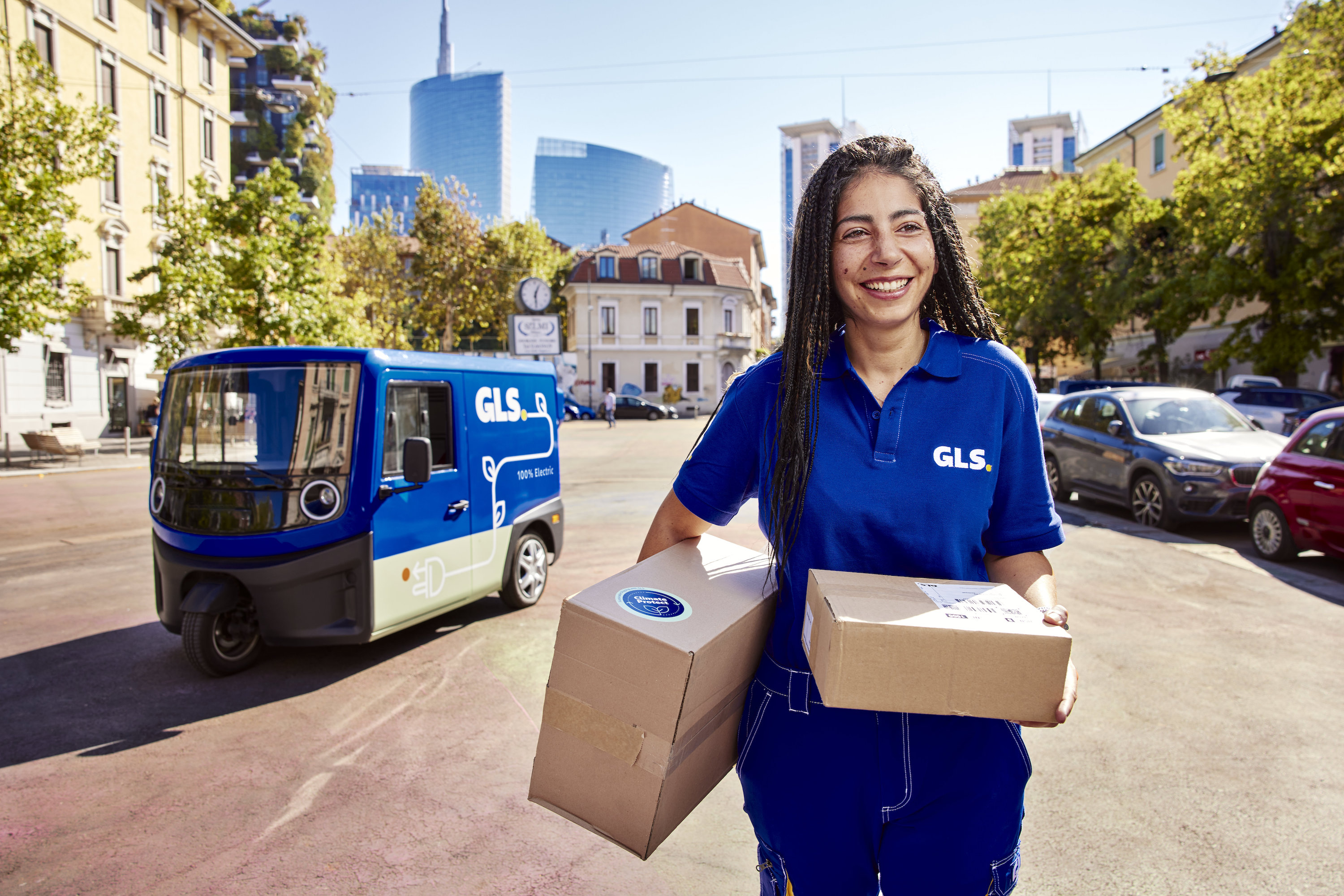 GLS France celebrates the successful integration of the startup Tousfacteurs , with nearly 30 million parcels geotracked in one year.